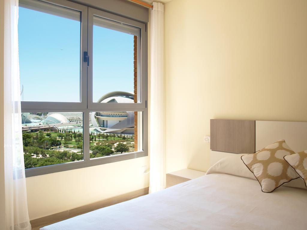 Apartup Yellow Opera View Apartment Valencia Exterior photo